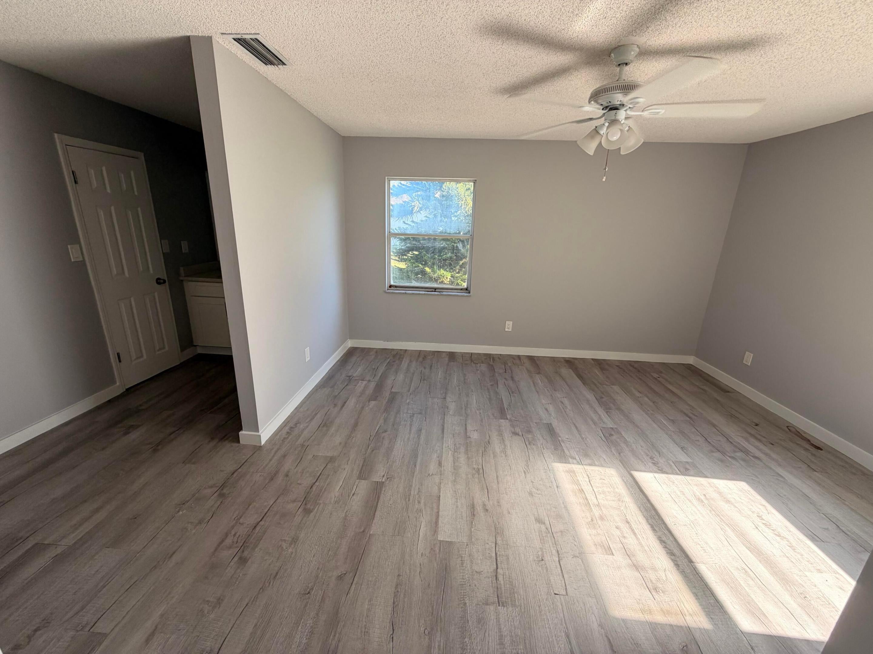 1902 SE GENA Road