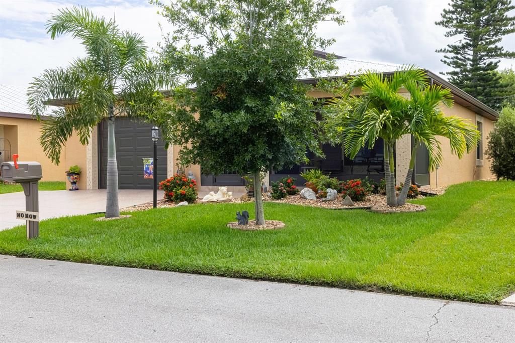 Photo of 43 Grand Vista Way Way, Port Saint Lucie, FL 34952 (MLS # R10735796)