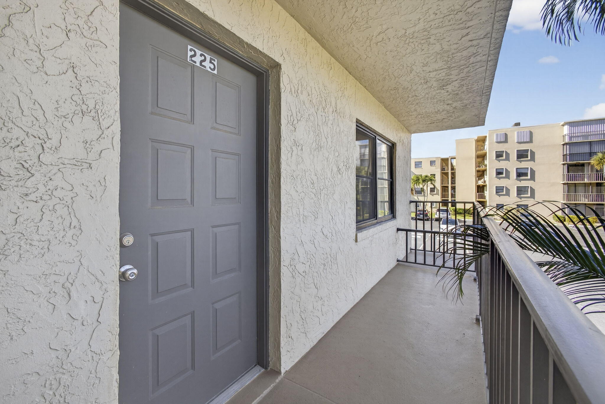 HIDDEN HARBOUR OF THE PALM BEACHES - Residential