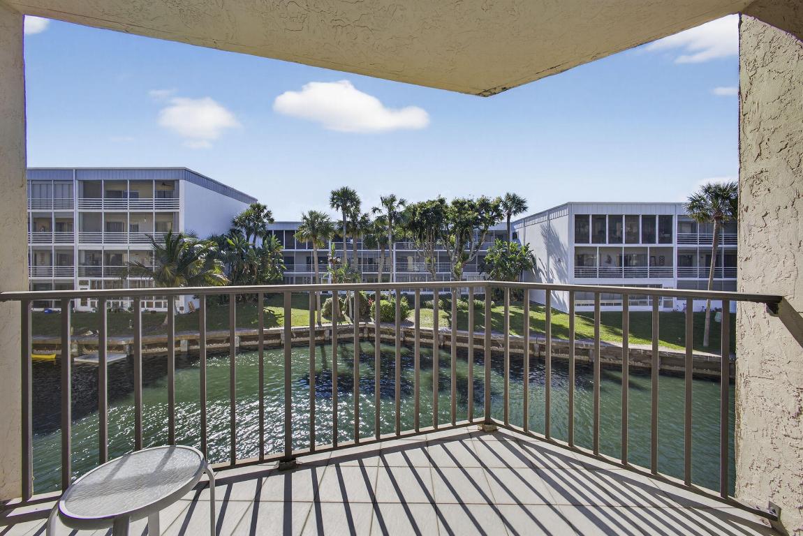 HIDDEN HARBOUR OF THE PALM BEACHES - Residential