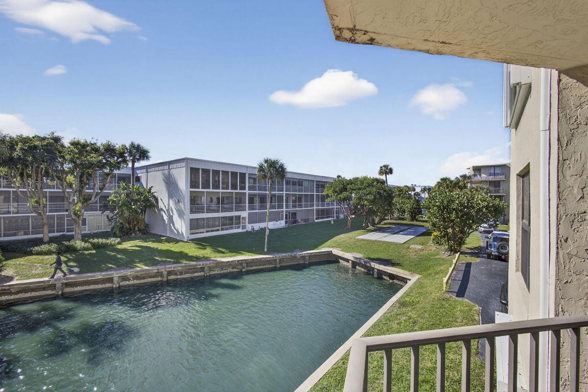 HIDDEN HARBOUR OF THE PALM BEACHES - Residential