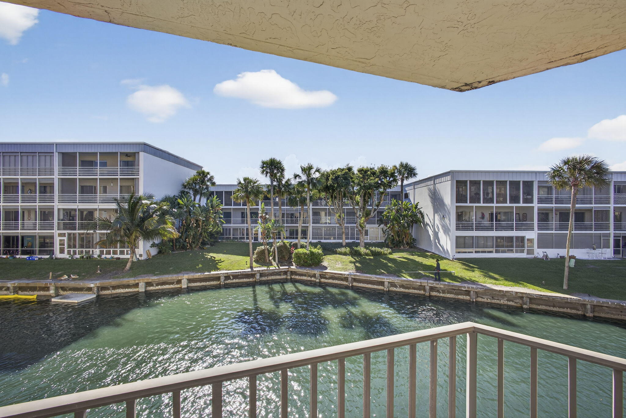 HIDDEN HARBOUR OF THE PALM BEACHES - Residential