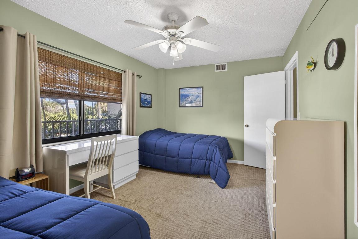 HIDDEN HARBOUR OF THE PALM BEACHES - Residential