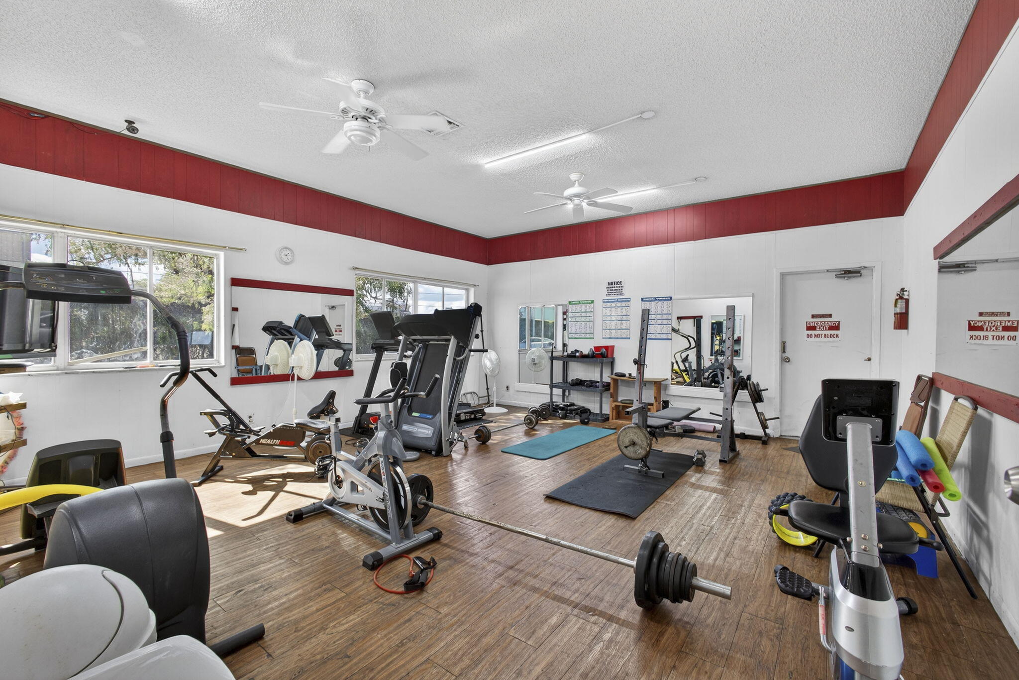 HIDDEN HARBOUR OF THE PALM BEACHES - Residential