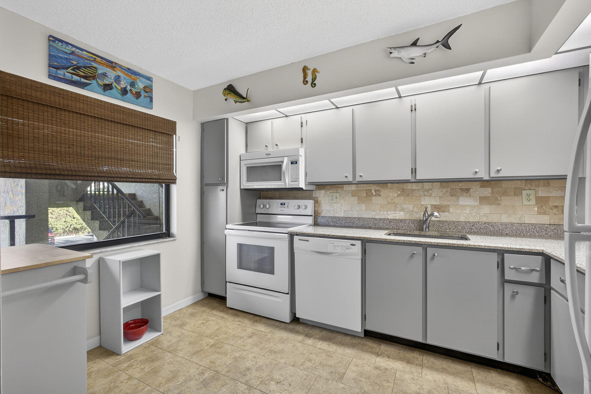 HIDDEN HARBOUR OF THE PALM BEACHES - Residential