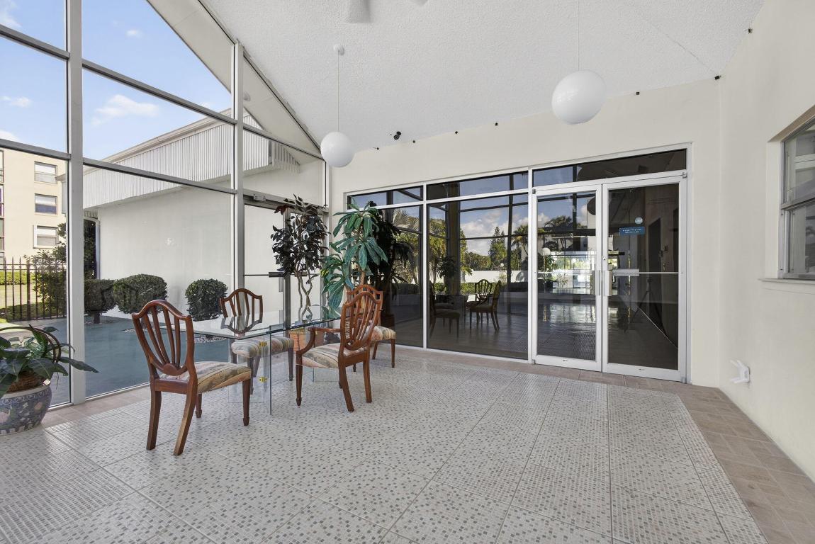 HIDDEN HARBOUR OF THE PALM BEACHES - Residential