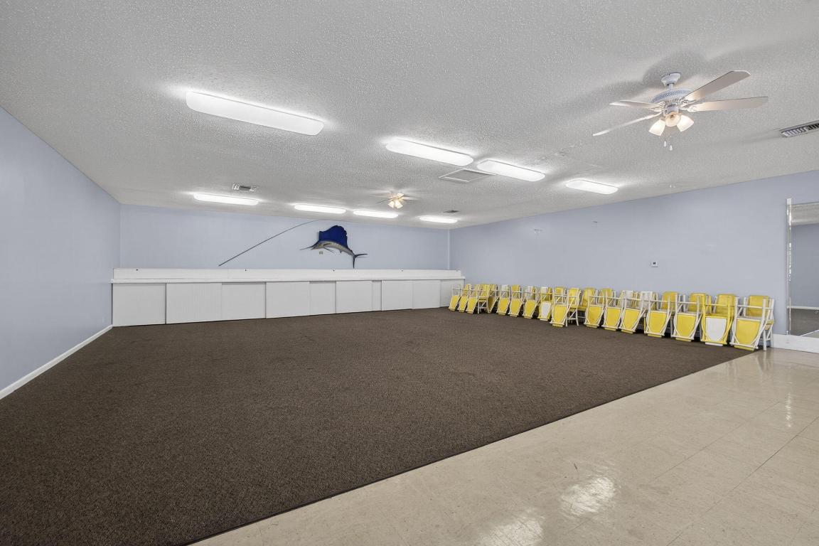 HIDDEN HARBOUR OF THE PALM BEACHES - Residential