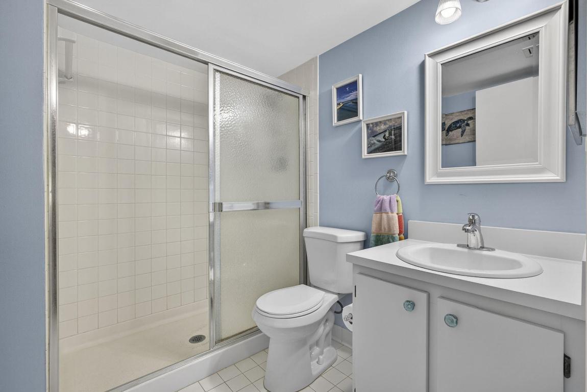 HIDDEN HARBOUR OF THE PALM BEACHES - Residential