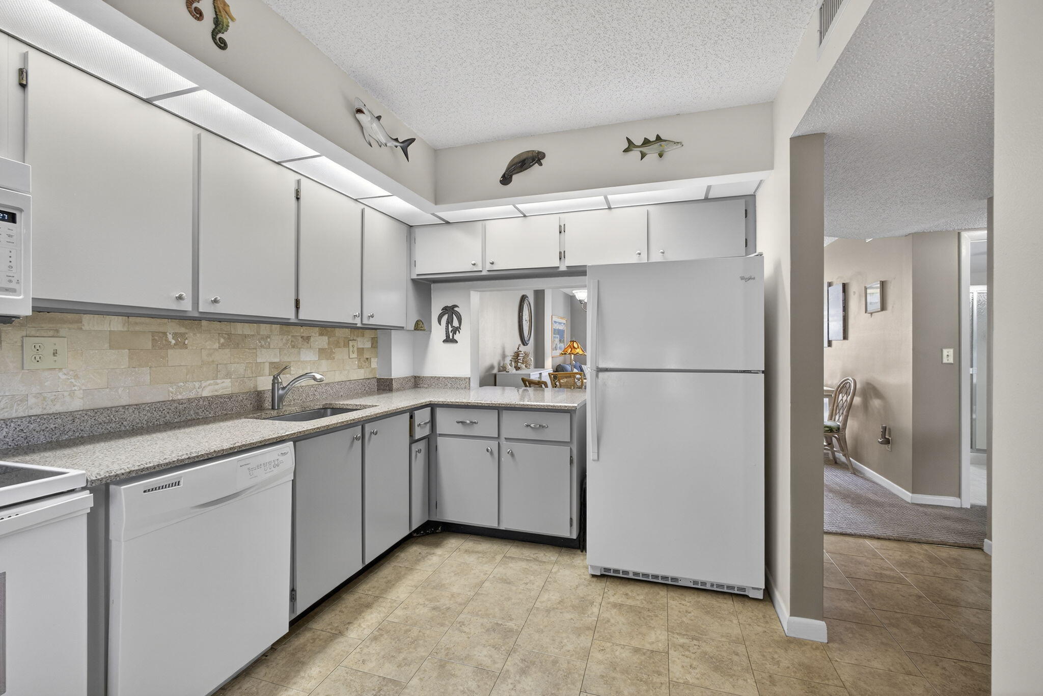 HIDDEN HARBOUR OF THE PALM BEACHES - Residential