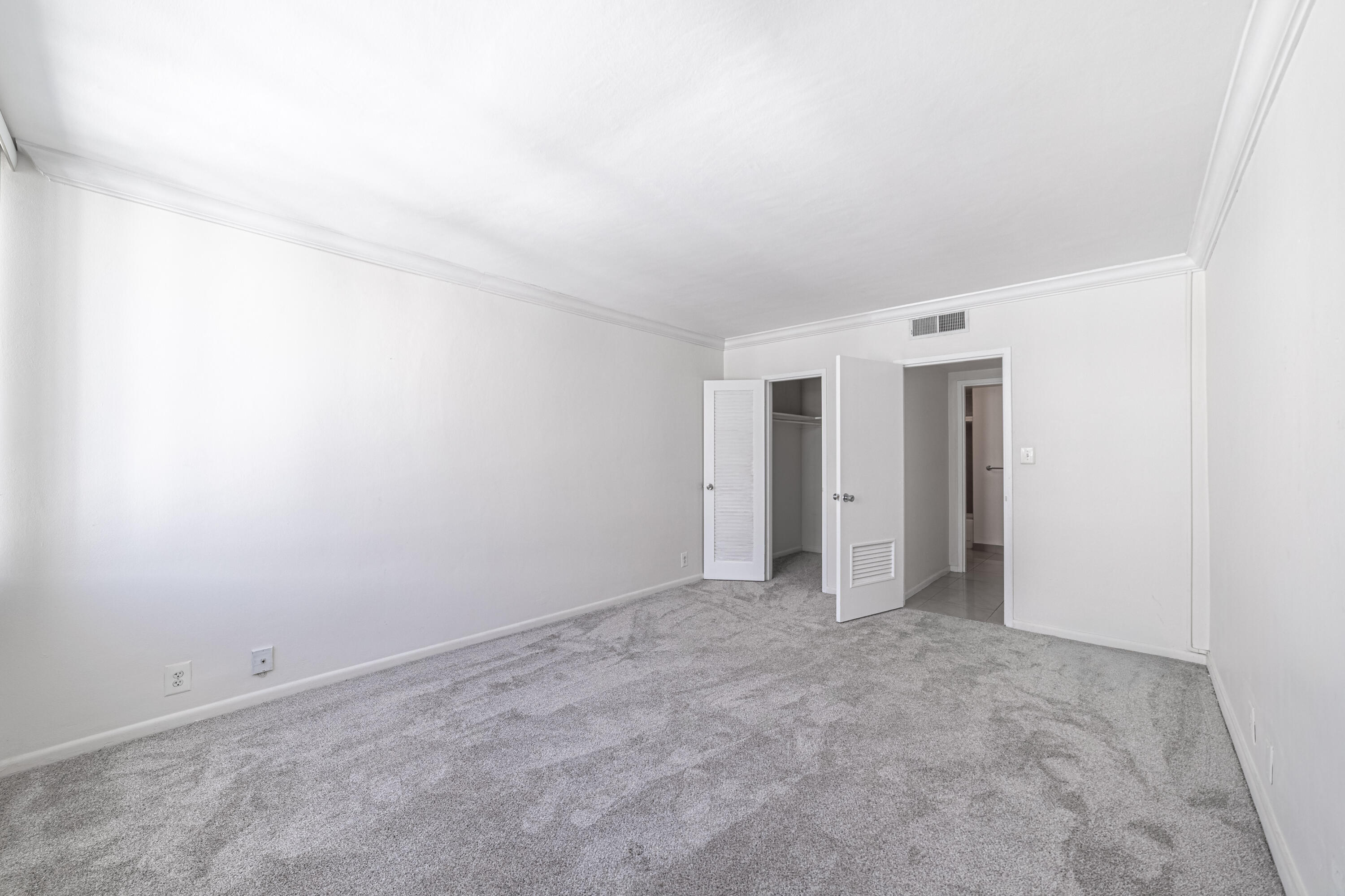 MIRADOR 1200 CONDO - Residential