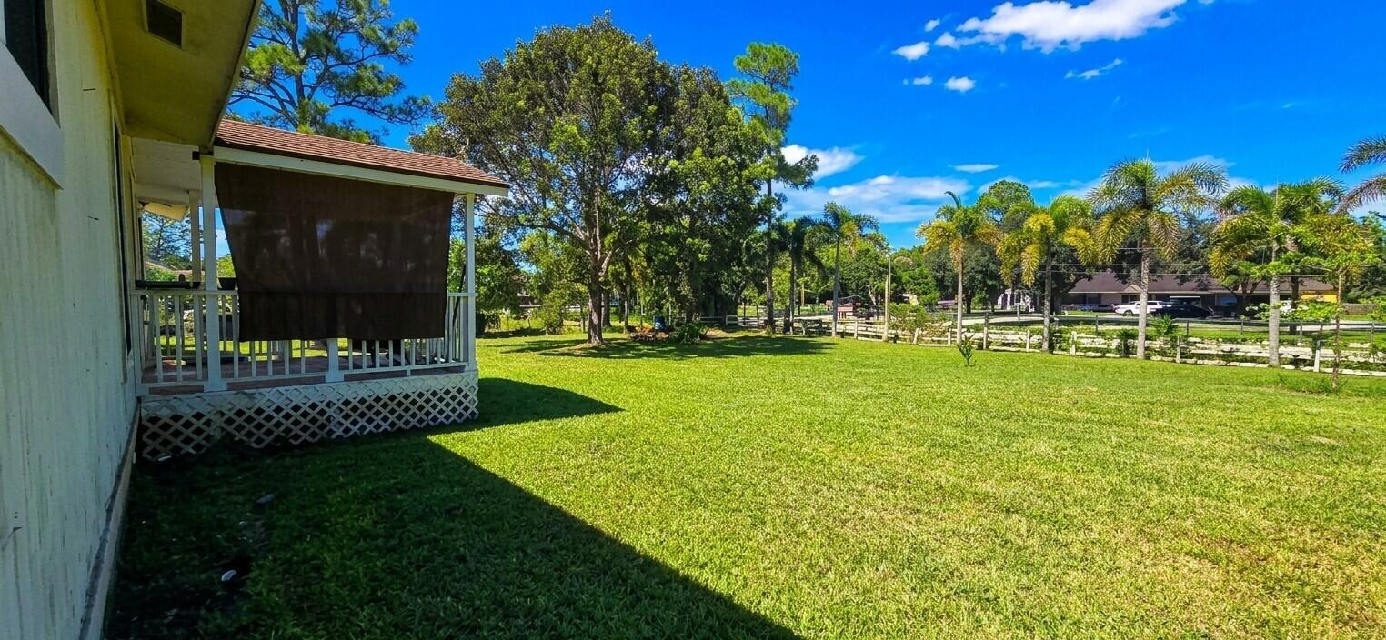 16140 Preakness Drive E, Loxahatchee, FL, 33470/$480,000 2 16140 Preakness Drive E