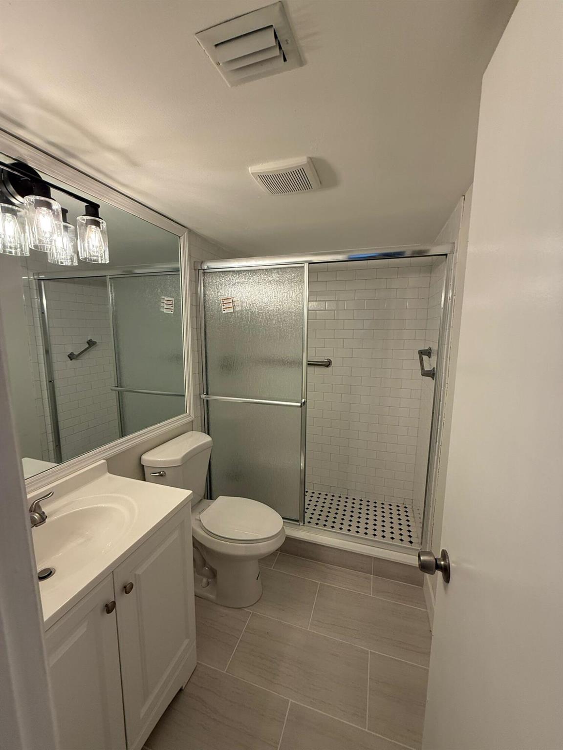 RAMBLEWOOD COURT - Residential Lease