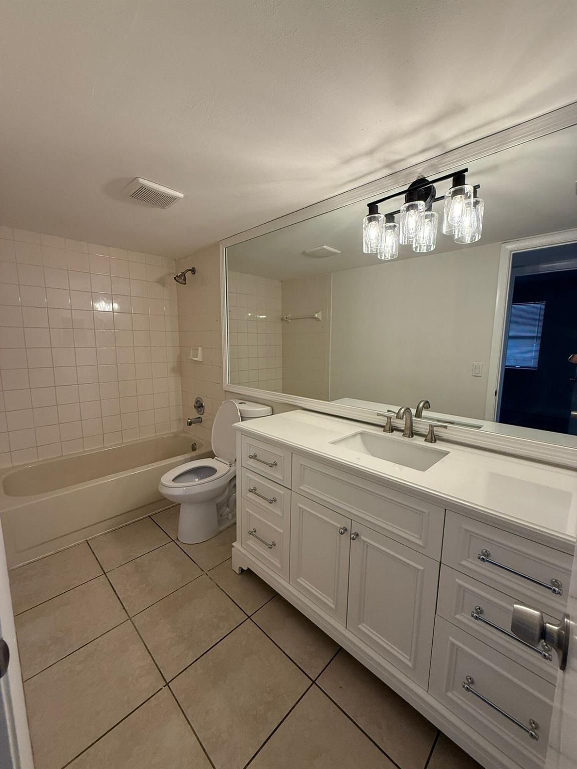 RAMBLEWOOD COURT - Residential Lease