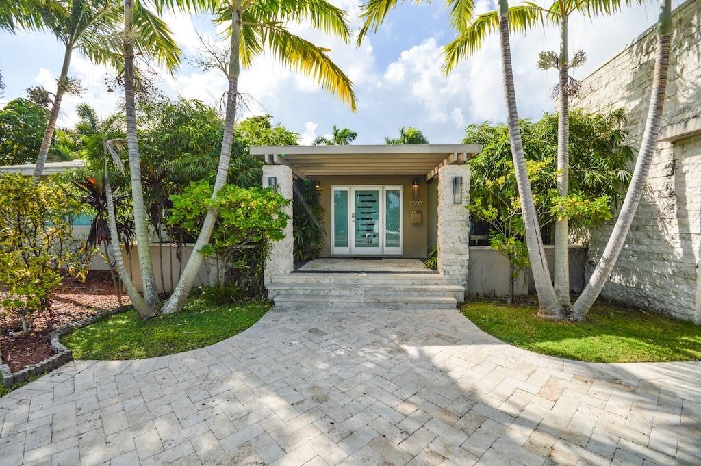 Hollywood Lakes Sec 1-32 - Residential