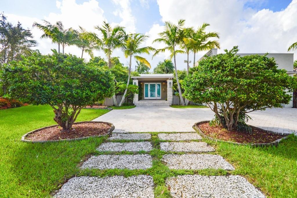 Hollywood Lakes Sec 1-32 - Residential