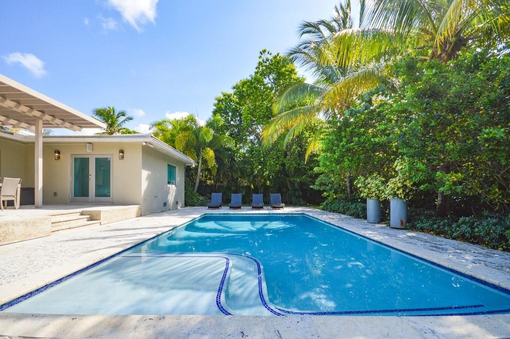 Hollywood Lakes Sec 1-32 - Residential