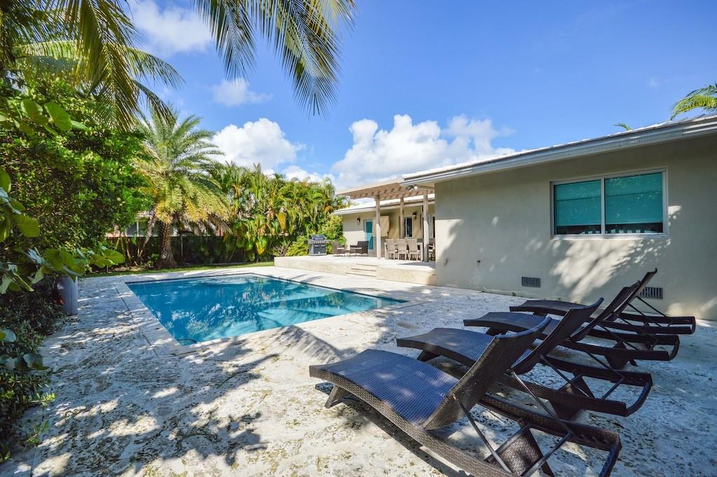 Hollywood Lakes Sec 1-32 - Residential
