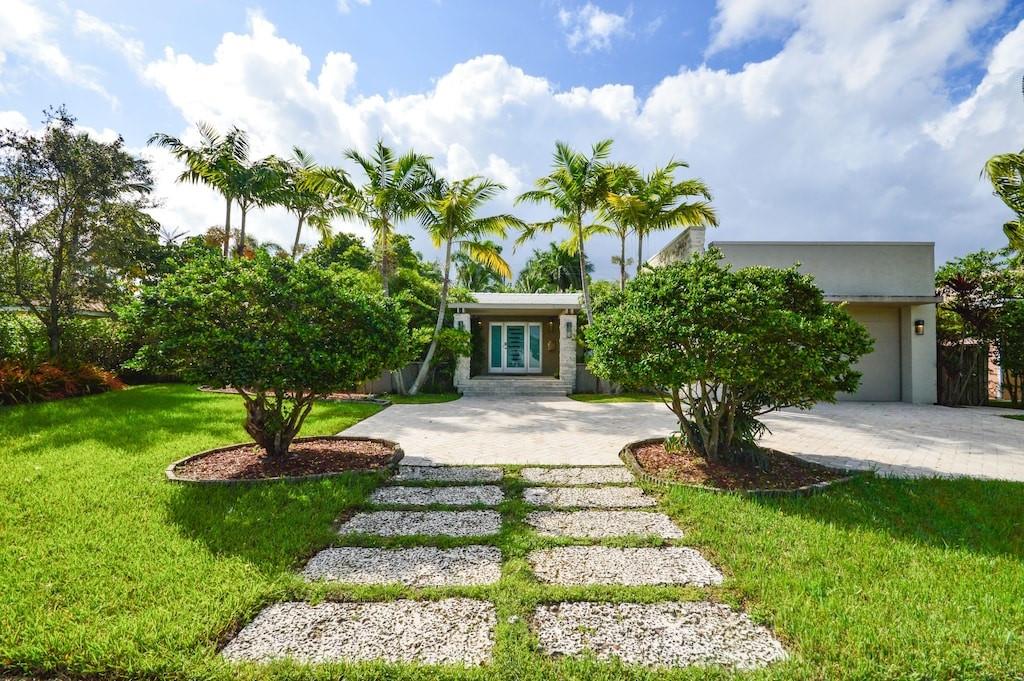 Hollywood Lakes Sec 1-32 - Residential