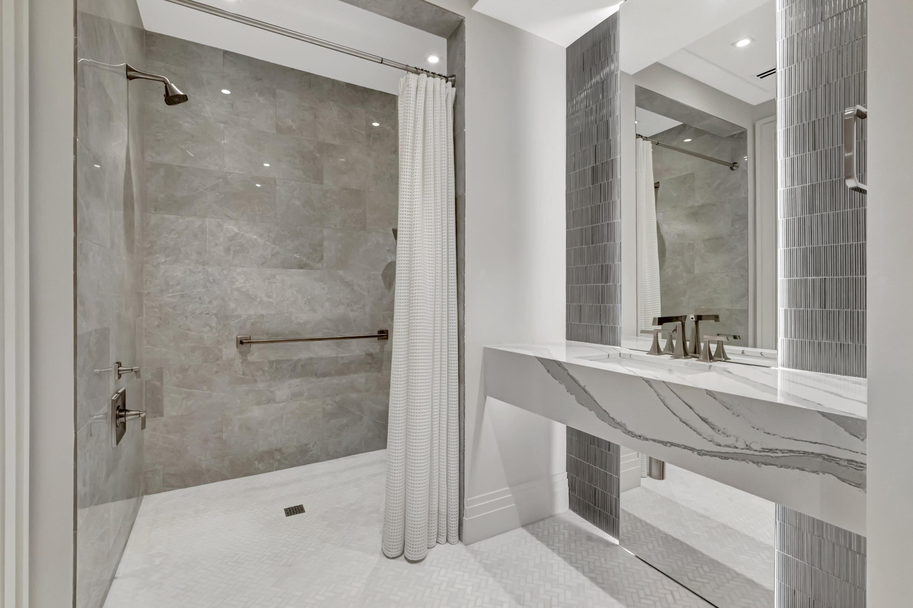 DELRAY OCEAN ESTATES NORTH - Residential