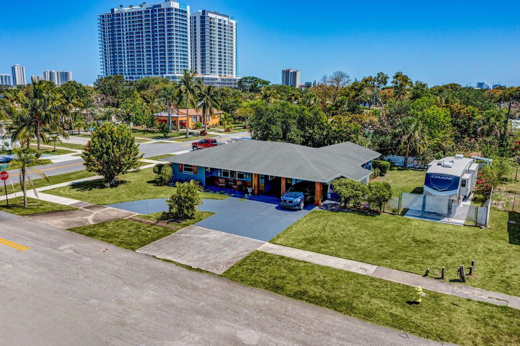 Photo of 206 Evergreen Drive, Lake Park, FL 33403 (MLS # R11084187)