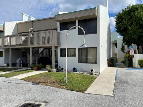 412 Southwind Drive E2 North Palm Beach FL 33408