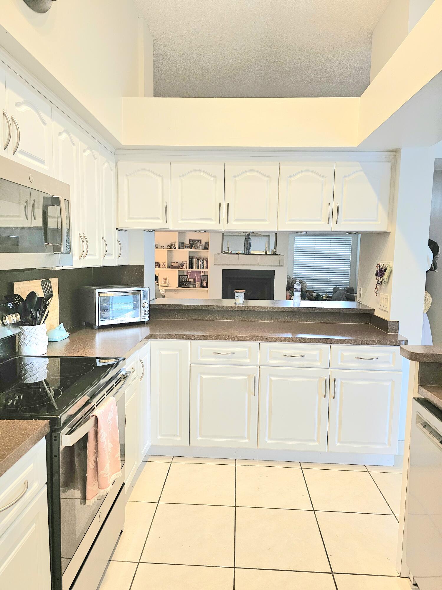 Aster
Old Sugar Pond - Residential Lease