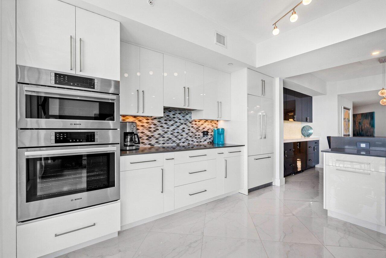 MARINA GRANDE RIVIERA BEACH CONDO - Residential