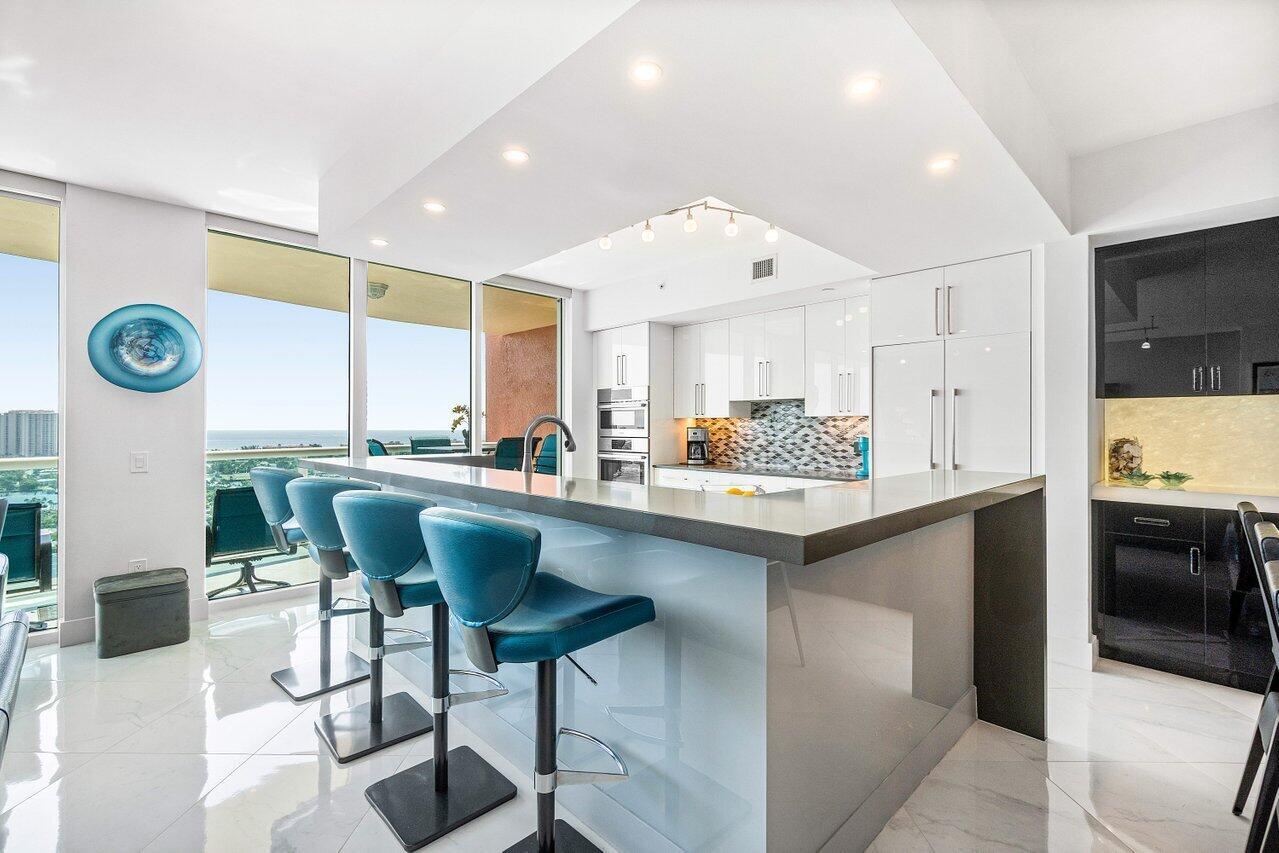 MARINA GRANDE RIVIERA BEA - Residential