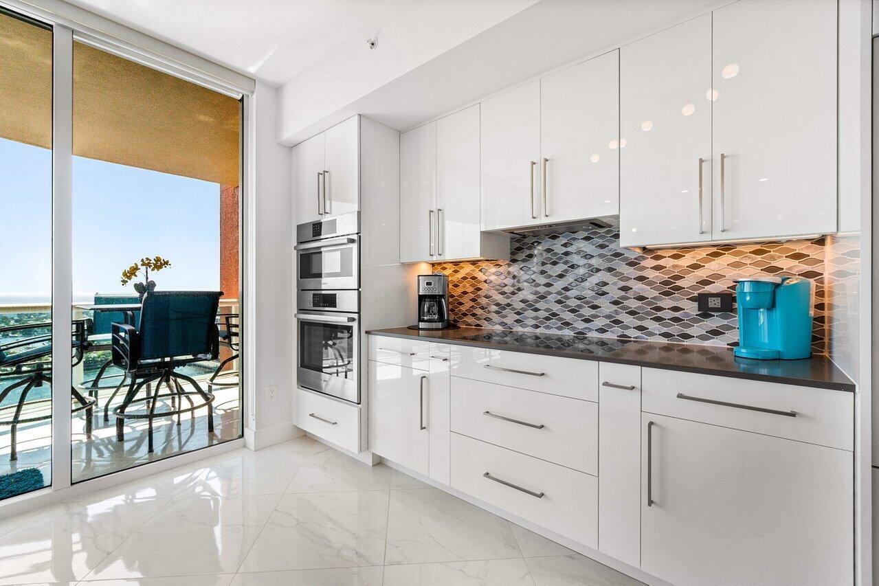 MARINA GRANDE RIVIERA BEA - Residential