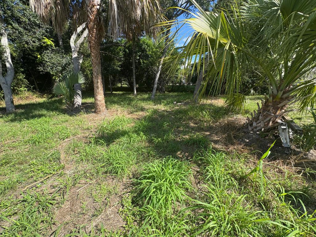 SUNLAND GARDENS - Land