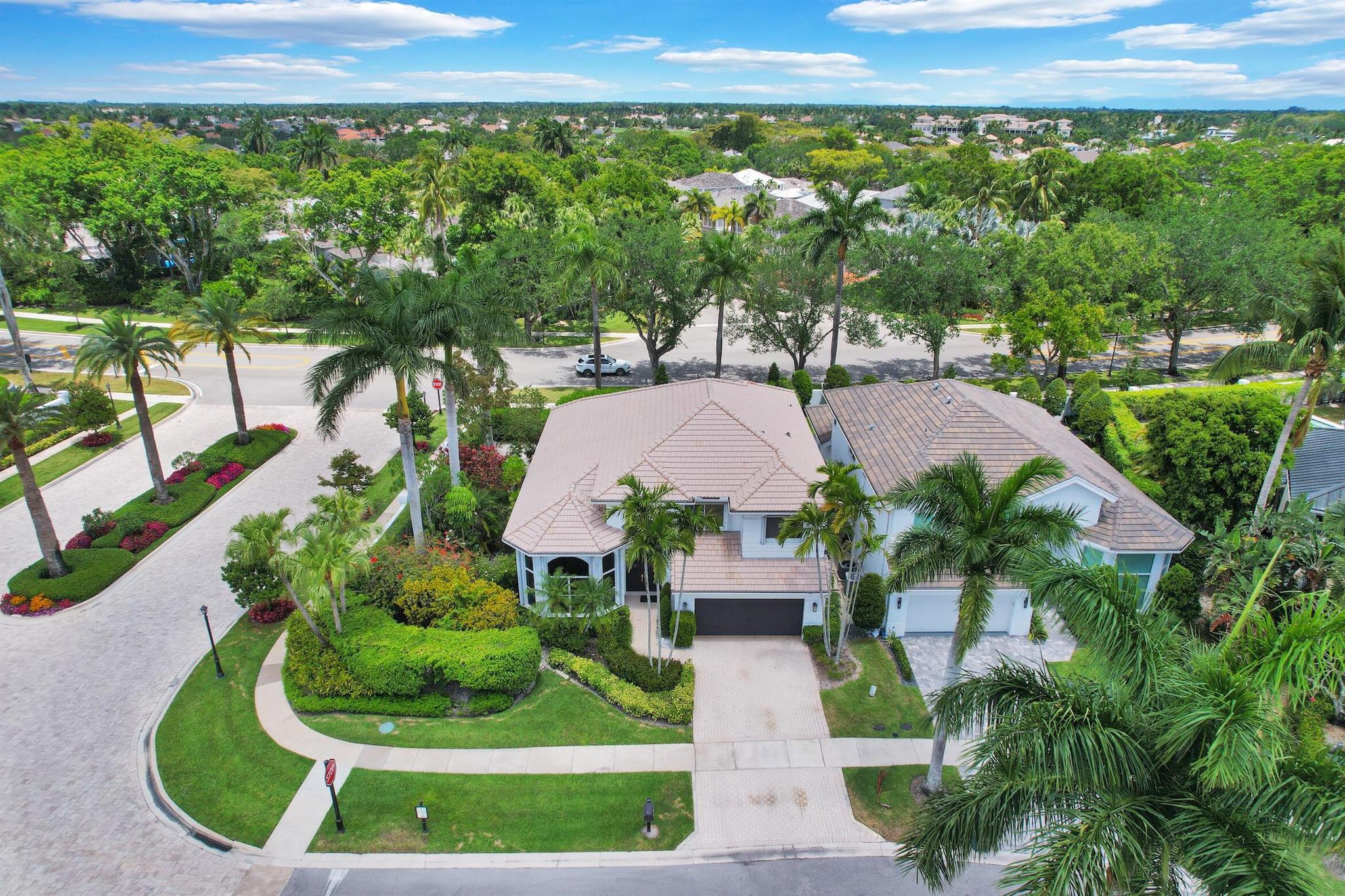 4132 NW 55th Place