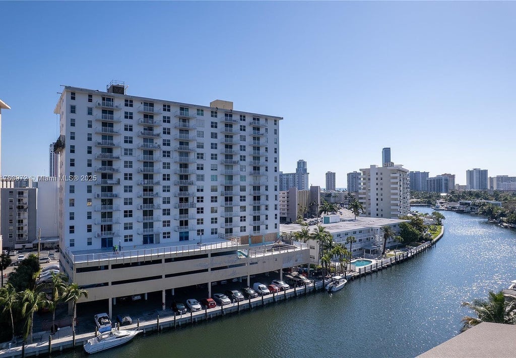 Photo of 427 GOLDEN ISLES DR #9G, Hallandale Beach, FL 33009 (MLS # B26087536)