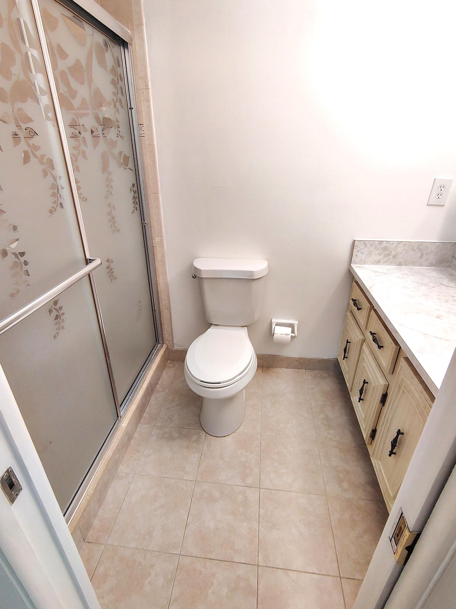 HIGH POINT OF DELRAY BEACH CONDO SEC I - Residential