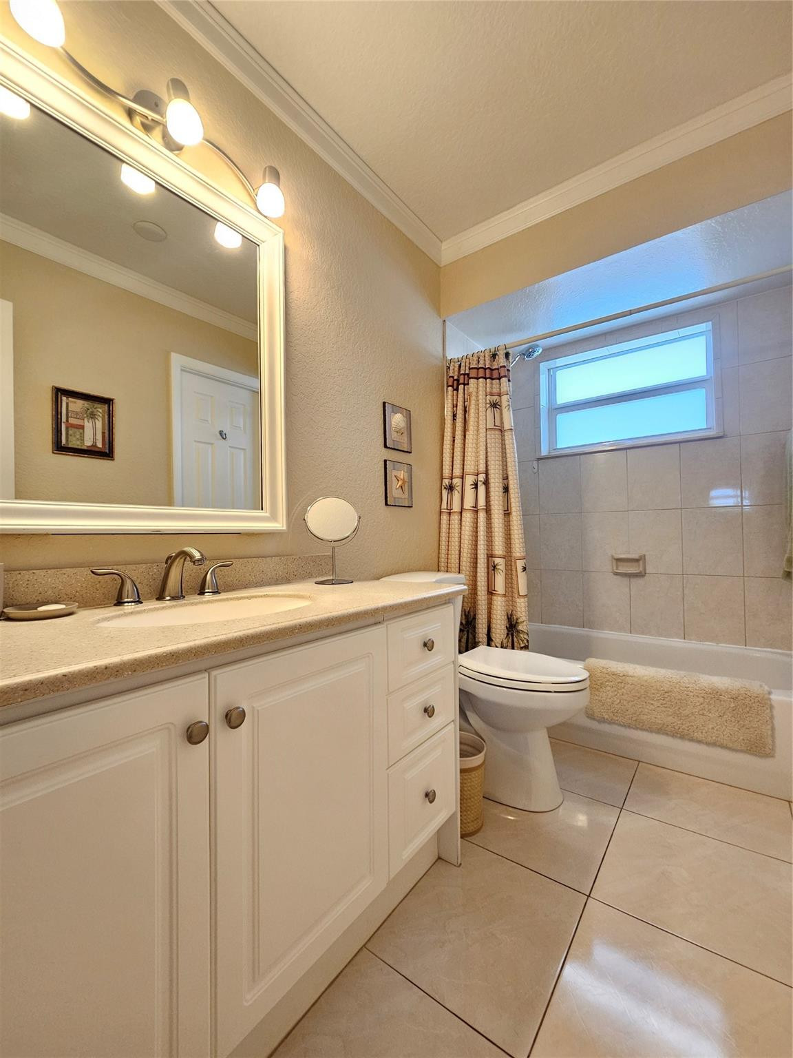 BAMBOO GARDENS CONDO - Residential