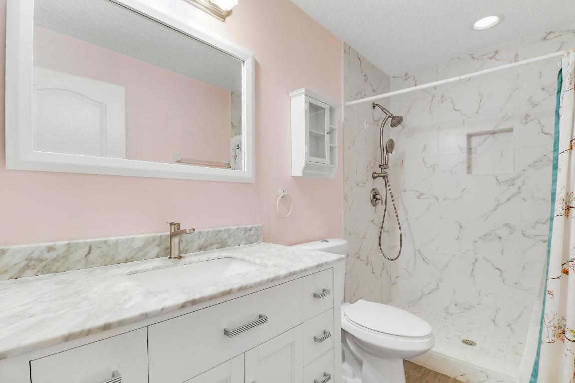 PINEAPPLE PLANTATION (AKA PINES) - Residential