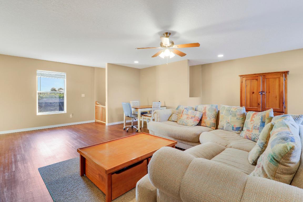 PINEAPPLE PLANTATION (AKA PINES) - Residential