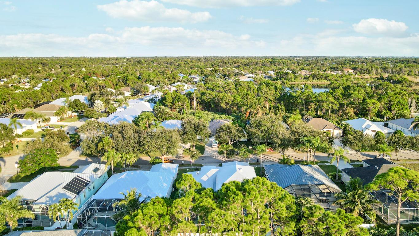 PINEAPPLE PLANTATION (AKA PINES) - Residential