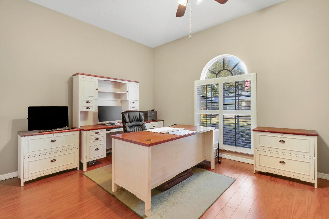 PINEAPPLE PLANTATION (AKA PINES) - Residential