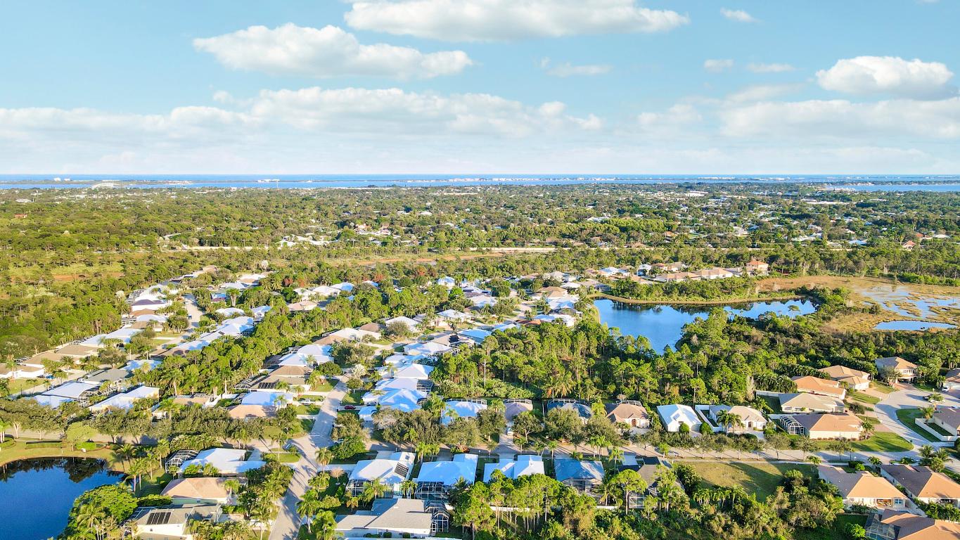 PINEAPPLE PLANTATION (AKA PINES) - Residential