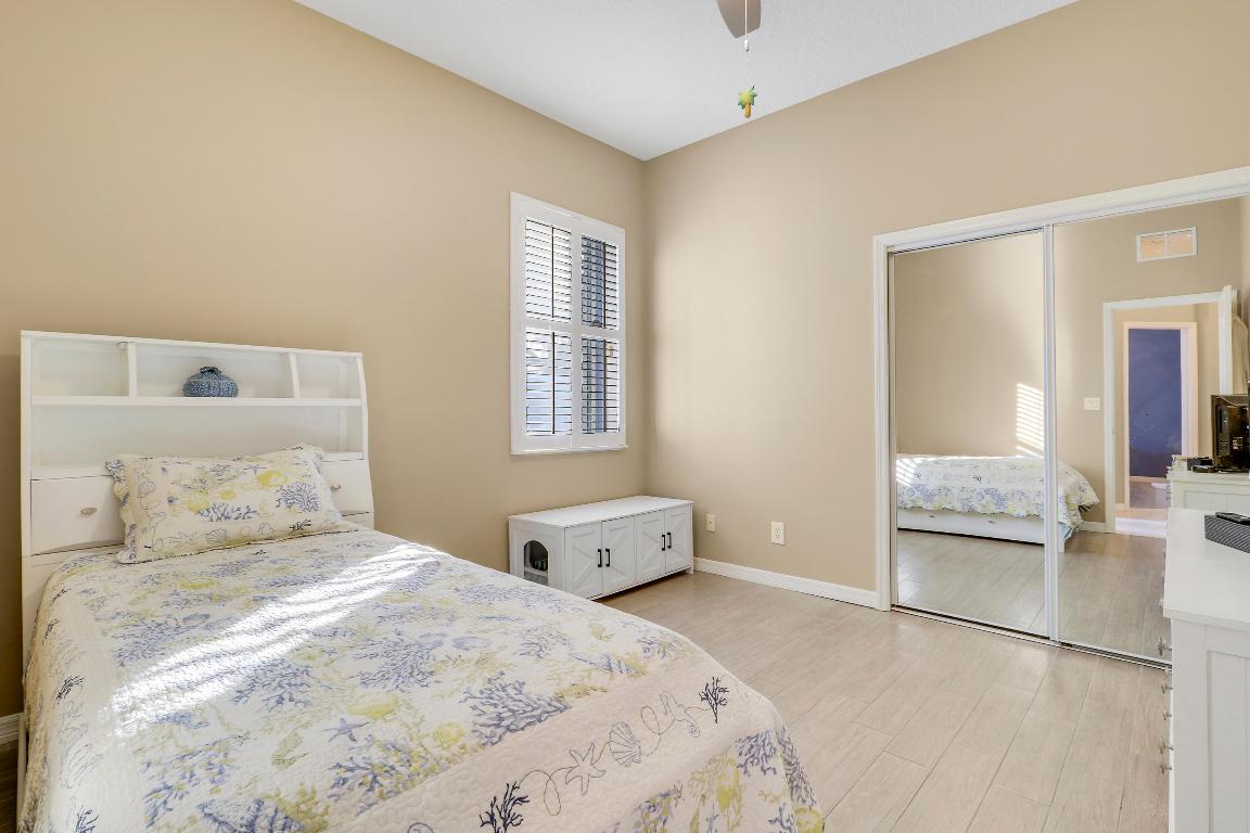 PINEAPPLE PLANTATION (AKA PINES) - Residential