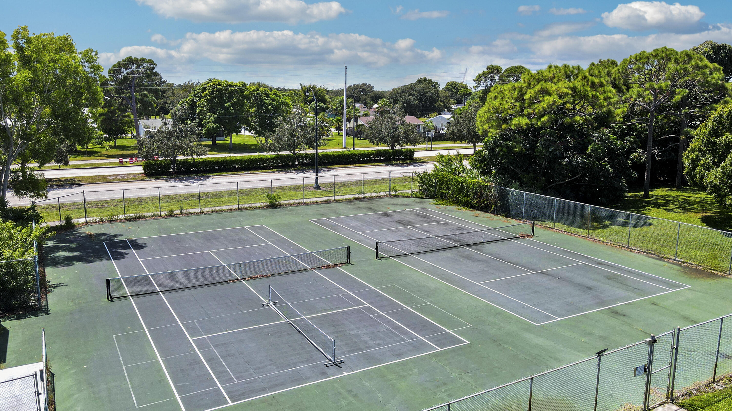 MEADOWS AT PSL - Residential