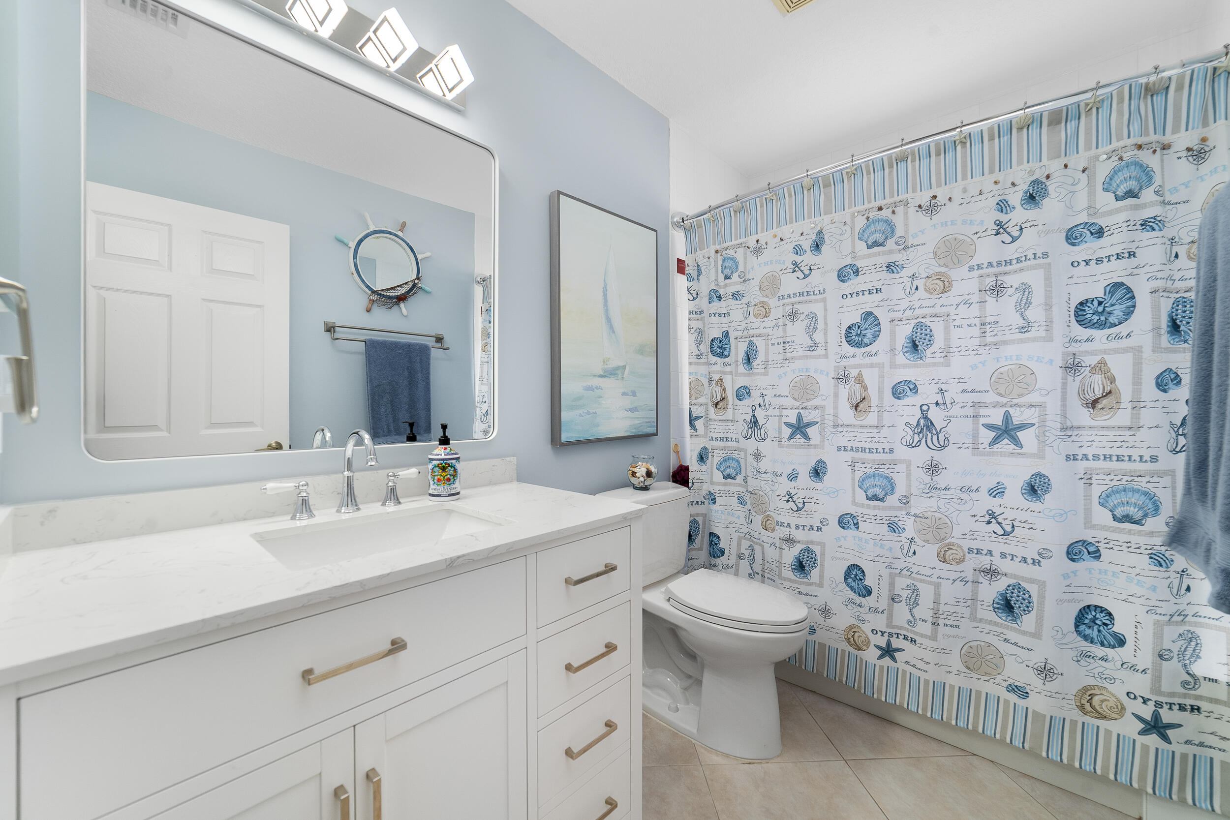 LAKERIDGE GREENS AT PIPERS GLEN - Residential