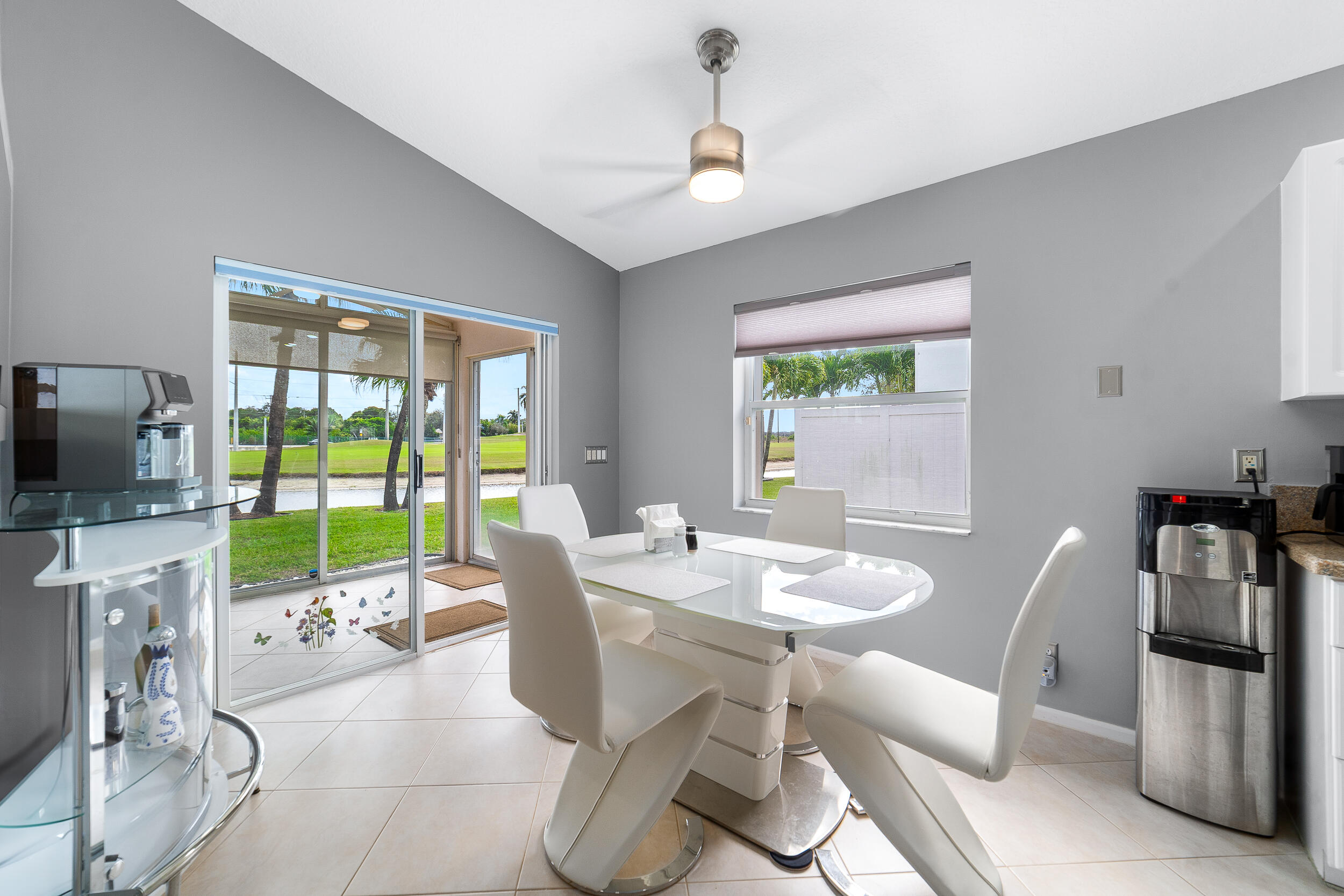 LAKERIDGE GREENS AT PIPERS GLEN - Residential