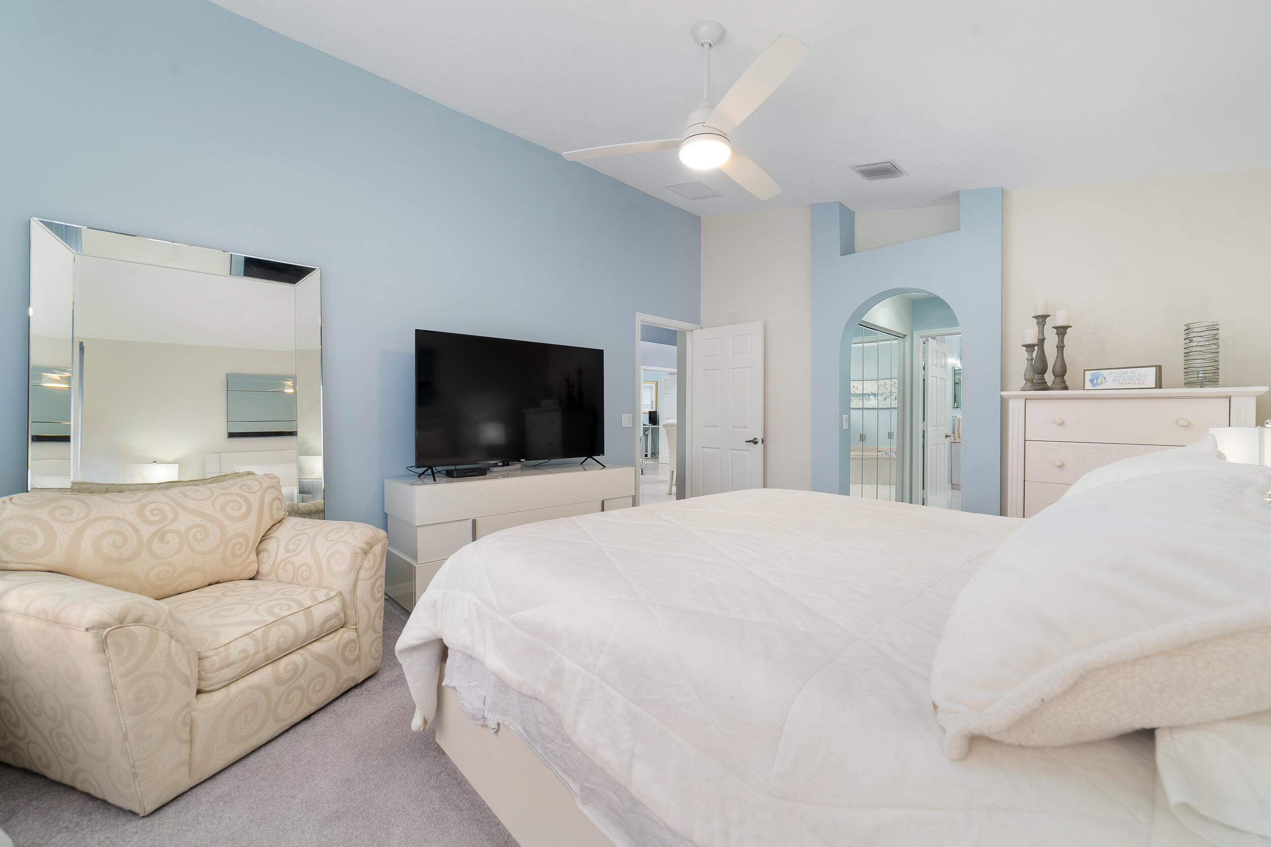 LAKERIDGE GREENS AT PIPERS GLEN - Residential