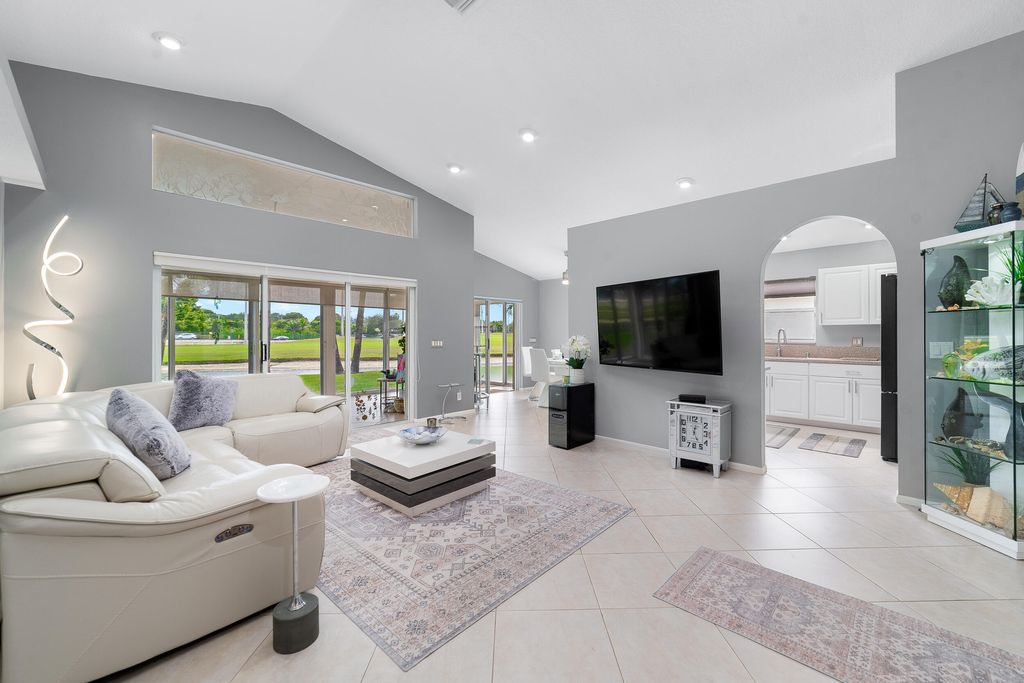Photo of 6637 Sun River Road, Boynton Beach, FL 33437 (MLS # R11161678)