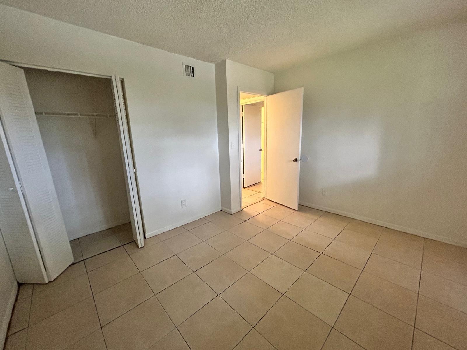 Courtyards At Davie Condo - Residential Lease