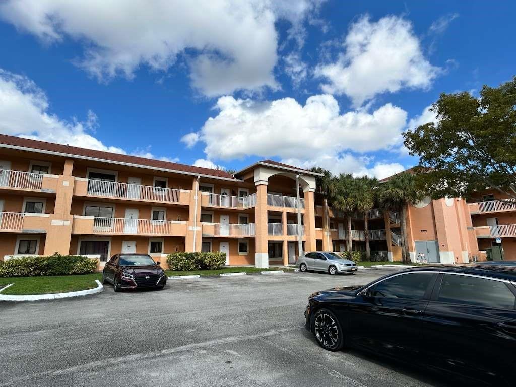Courtyards At Davie Condo - Residential Lease