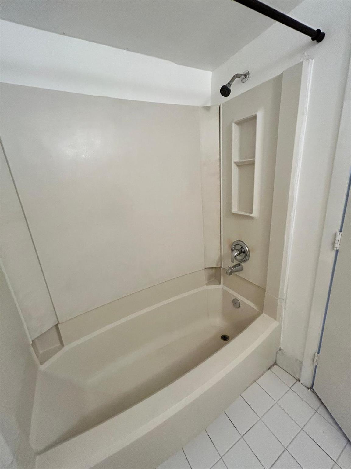 Courtyards At Davie Condo - Residential Lease