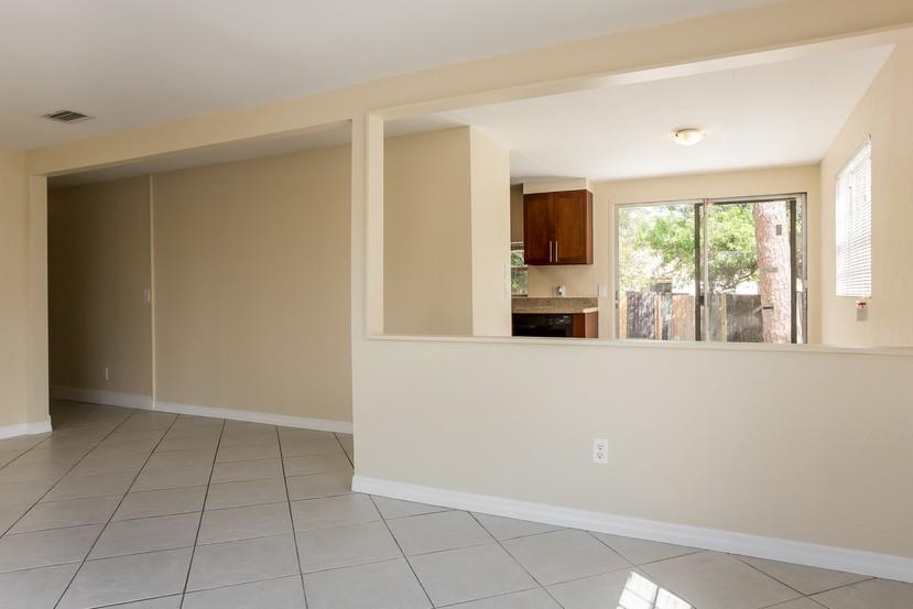 COUNTRY CLUB ACRES 4 - Residential Lease