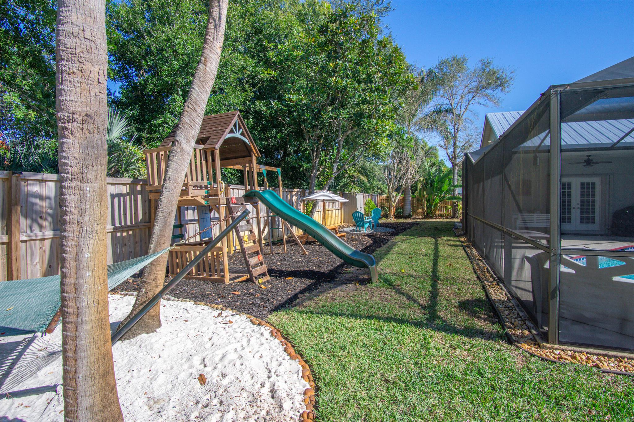 HUNTERS CREEK - Residential